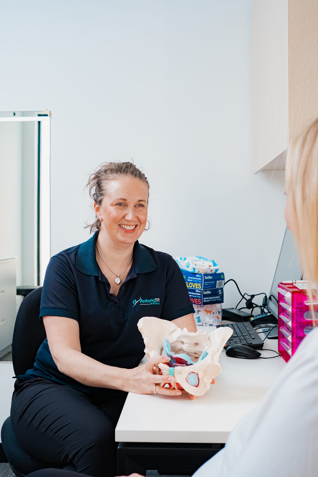 Pelvic health physio session in Perth